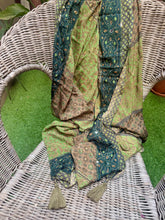 Cargar imagen en el visor de la galería, FOULAR/PAREO SILK
