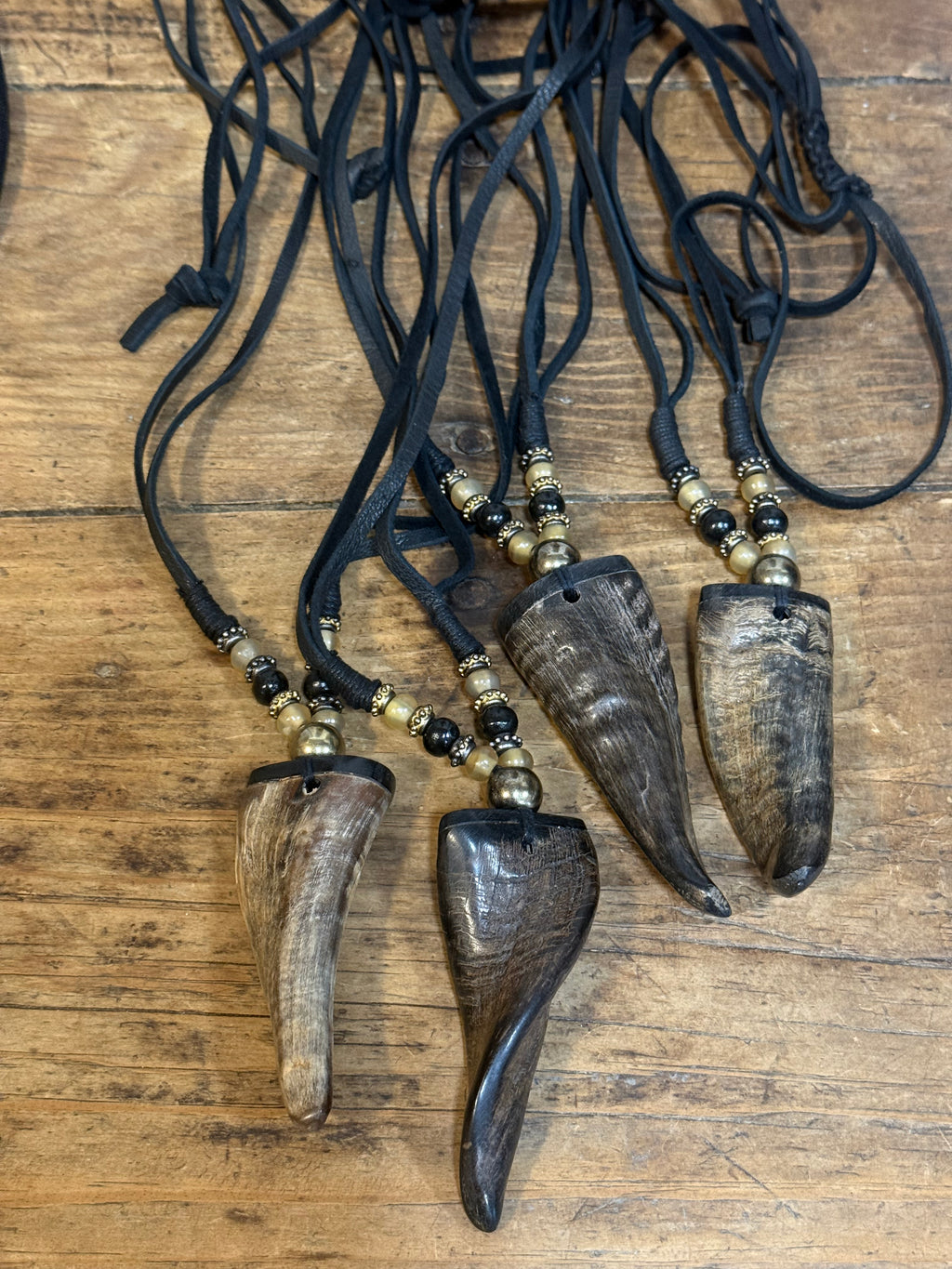 COLLAR CUERTOR