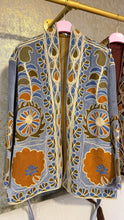 Cargar imagen en el visor de la galería, CHAQUETA KIMONO INDI
