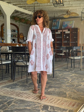 Cargar imagen en el visor de la galería, CAMISOLA BEACH
