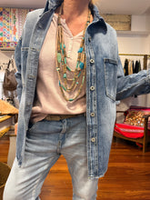 Cargar imagen en el visor de la galería, CAMISA/CHAQUETA JEAN
