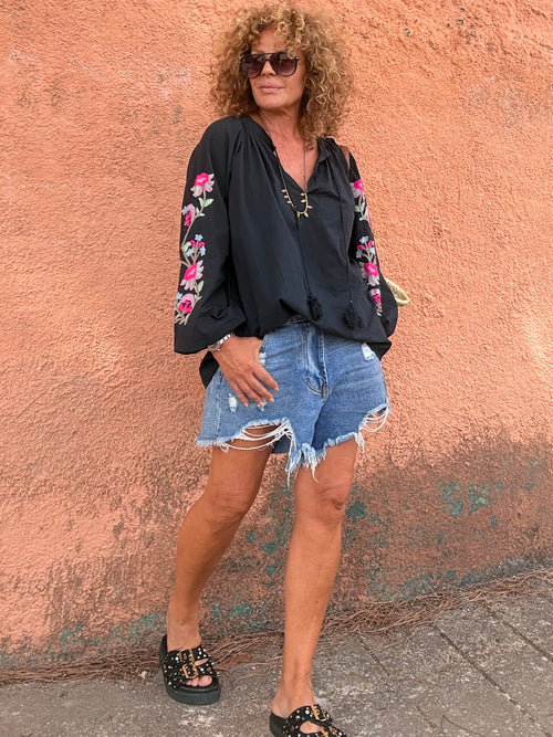 BLUSA BORDADOS