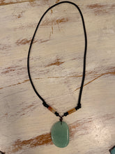 Cargar imagen en el visor de la galería, COLLAR STONE JADE
