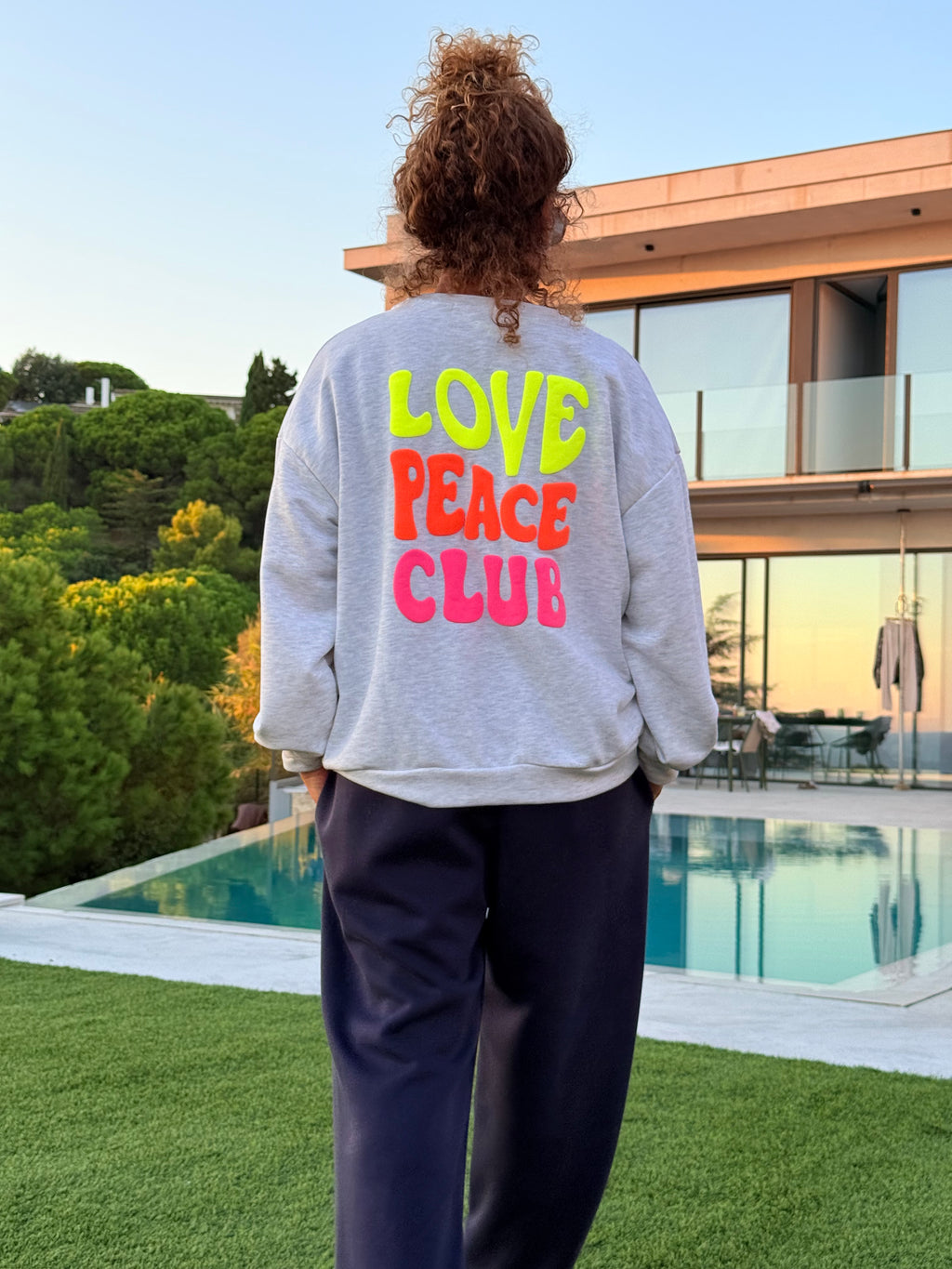 SUDADERA LOVE/PEACE