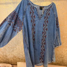 Cargar imagen en el visor de la galería, CAMISA JEAN BOHO
