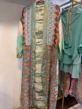 Cargar imagen en el visor de la galería, KIMONO SEDA LONG
