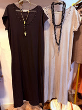 Cargar imagen en el visor de la galería, VESTIDO DESG TACH

