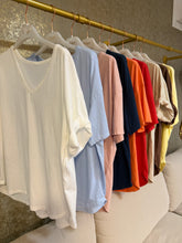 Cargar imagen en el visor de la galería, CAMISETA COTTON PICO

