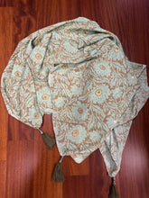 Cargar imagen en el visor de la galería, FOULAR/PAREO SILK
