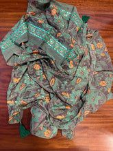 Cargar imagen en el visor de la galería, FOULAR/PAREO SILK
