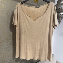 Cargar imagen en el visor de la galería, CAMISETA CANALÉ AMPLI
