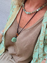 Cargar imagen en el visor de la galería, COLLAR STONE JADE
