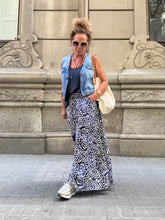 Cargar imagen en el visor de la galería, CHALECO JEAN BOHO
