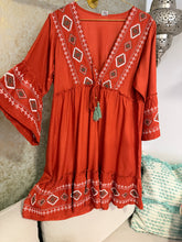 Cargar imagen en el visor de la galería, VESTIDO INDI RED
