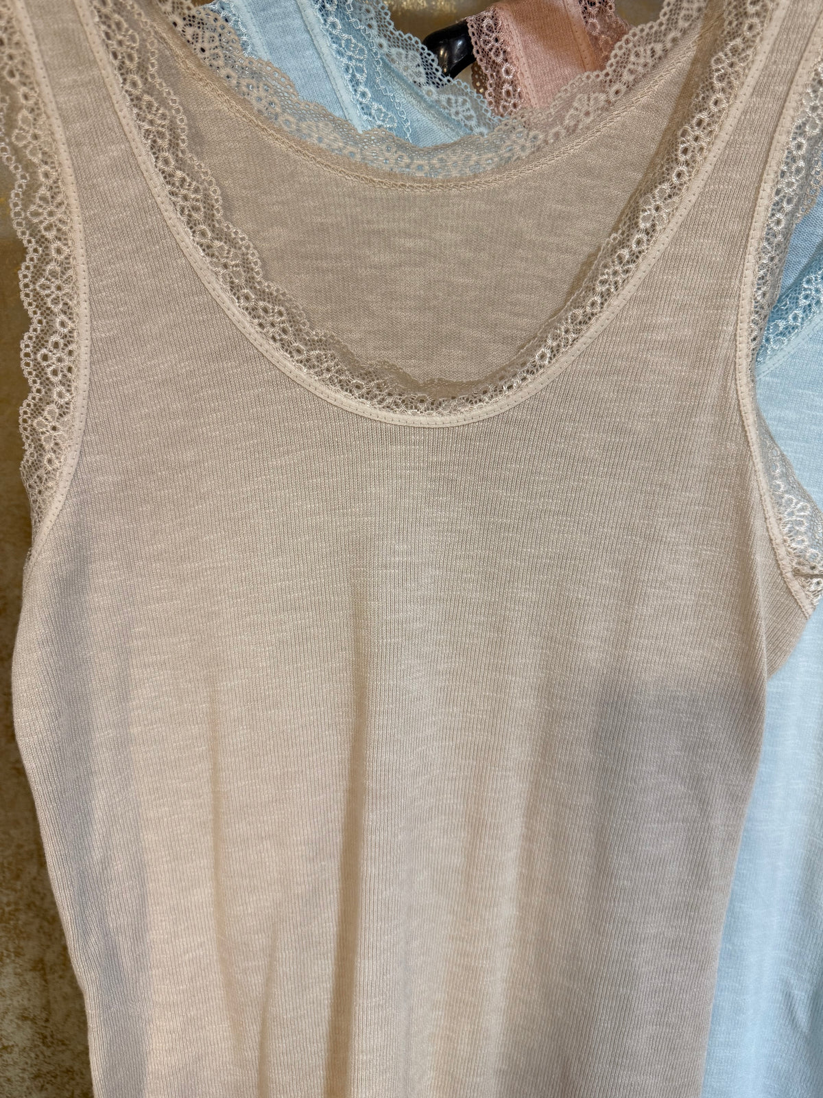 CAMISETA TIRAN/PUNT