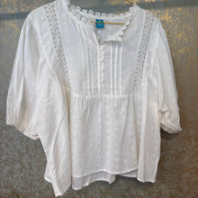 Cargar imagen en el visor de la galería, BLUSA  BOHEMIAN

