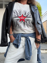 Cargar imagen en el visor de la galería, CAMISETA ROCK
