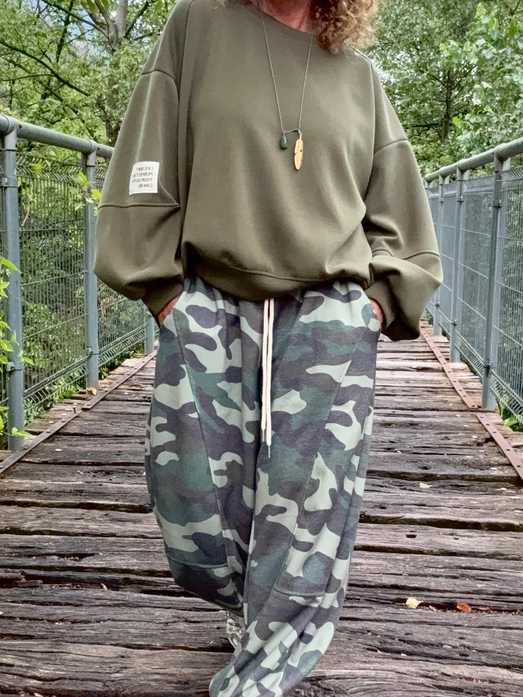 SUDADERA VISCBASIC