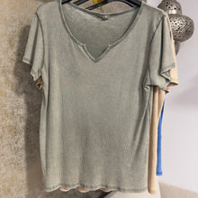 Cargar imagen en el visor de la galería, CAMISETA CANALÉ AMPLI
