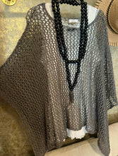 Cargar imagen en el visor de la galería, JERSEY/PONCHO RED
