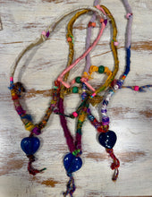 Cargar imagen en el visor de la galería, COLLAR SEDA CUORE
