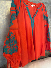 Cargar imagen en el visor de la galería, BLUSA BOHORED
