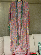 Cargar imagen en el visor de la galería, KIMONO SEDA MAX
