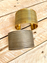 Cargar imagen en el visor de la galería, BRAZALETE GRABADO Silver
